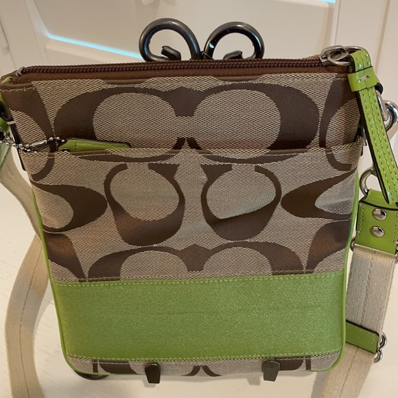 Coach Light Tan & Green Purse - Picture 2 of 9